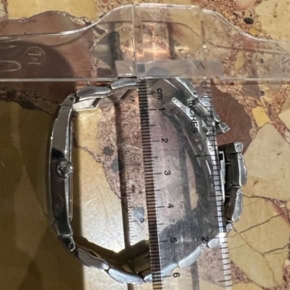 Bulova  Men's or ladies Accutron A4 Tank Style stainless watch - Picture 6 of 6